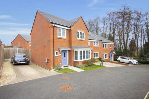 16, Stourminster Way, Kidderminster DY10 3FJ