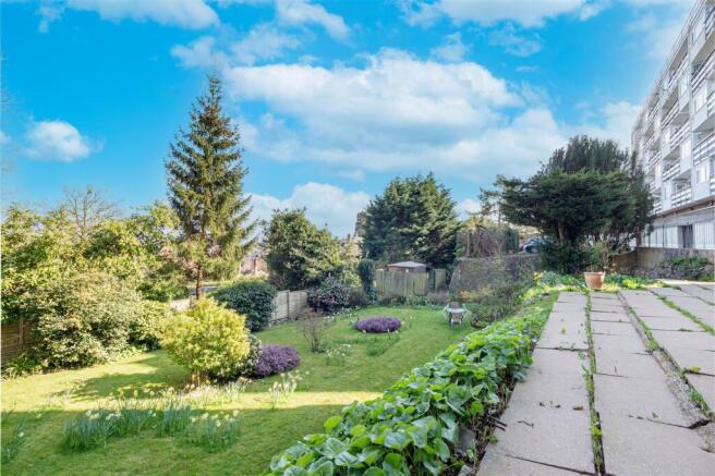 Garden-3.jpg