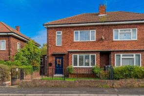 49, Kings Crescent, Pontefract WF8 2AP