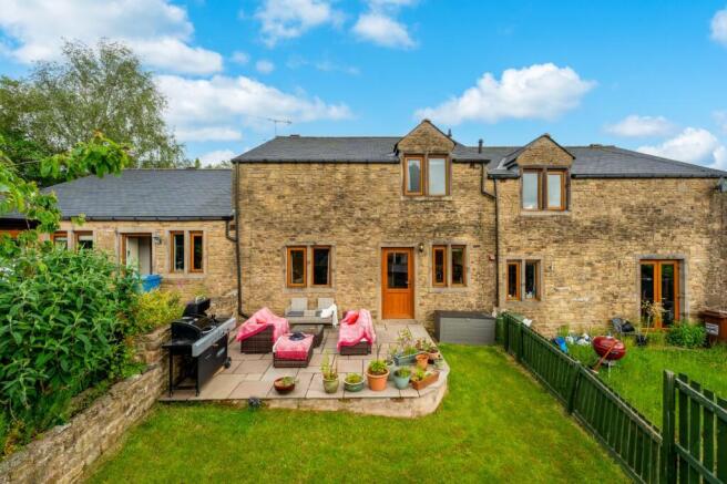 3 bed Terraced for sale Image 2
