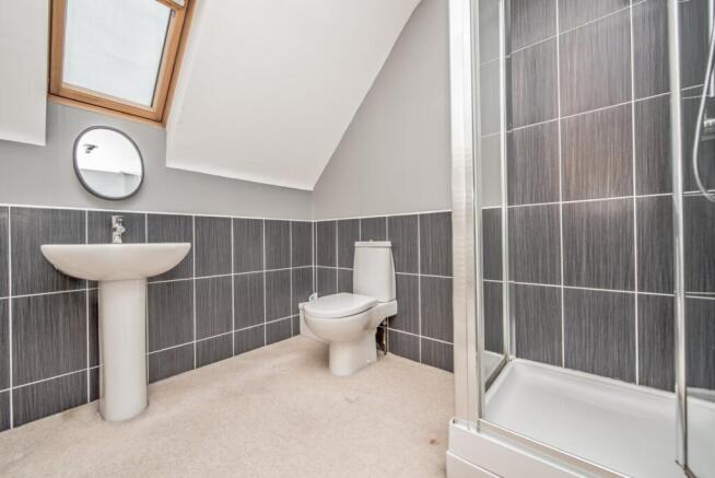 3 bed Terraced for sale Image 10