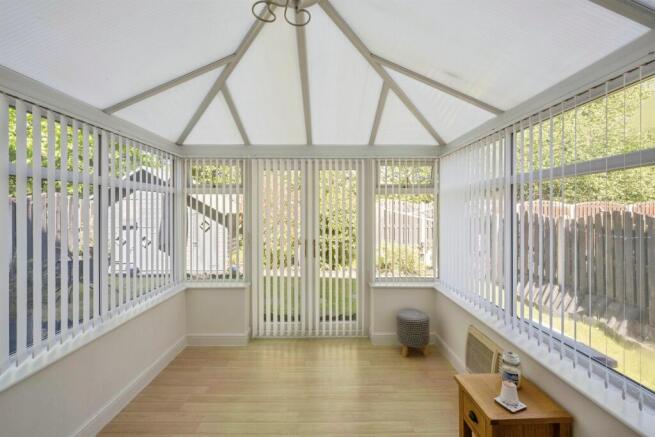 3 bed Detached for sale Image 10