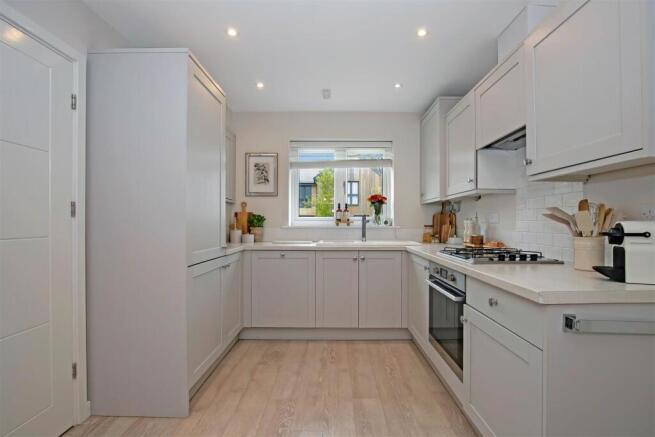 Kitchen 1.jpg