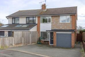 2, Llwyn Derw, Mold CH7 6XH