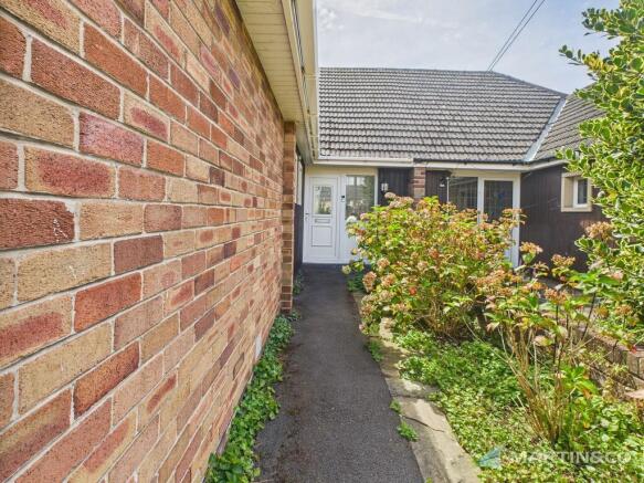 CAM02318G0-PR0519...