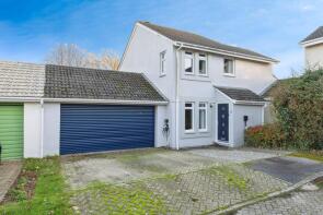 2, Castle Court, Saltash PL12 4SE
