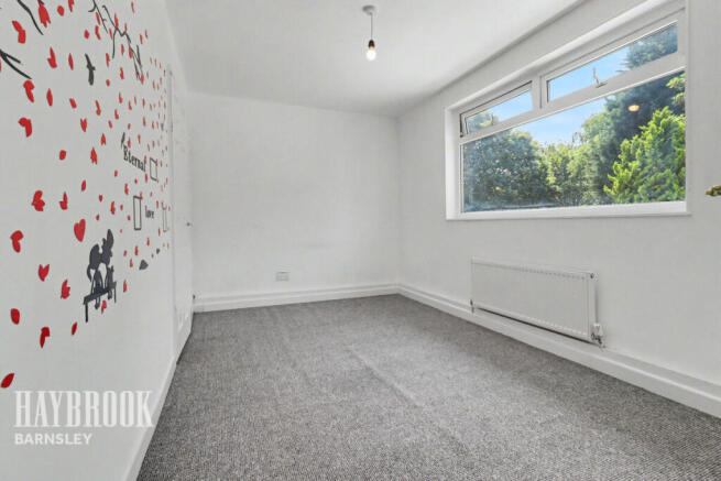 3 bed Semi-Detached for sale Image 11