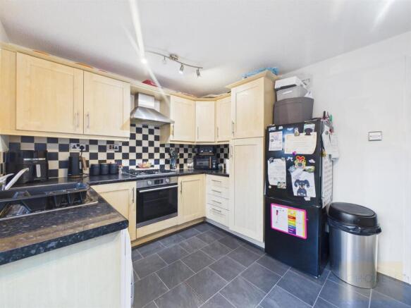 Minstrel Way, Churchdown, Gloucester photo 4