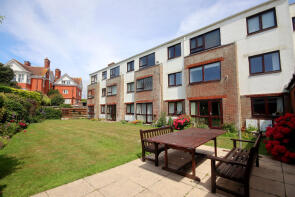 25, Homegrange House, Shingle Bank Drive, Lymington SO41 0WR