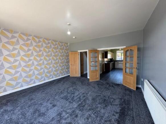3 bed Semi-Detached for sale Image 6