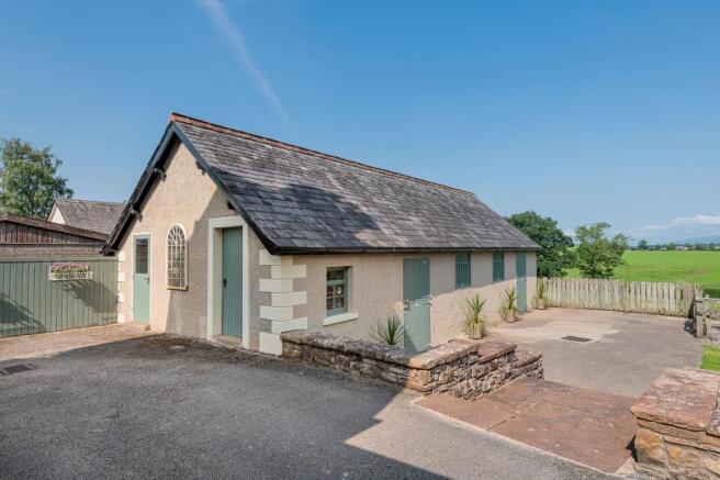 Stables, The Burrells
