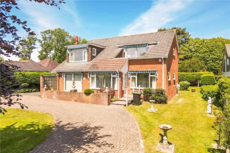 Barton Common Road, Barton On Sea, New Milton, Hampshire, BH25