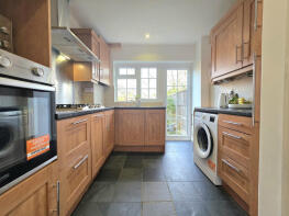 6, The Pantiles, Bickley, Bromley BR1 2BX