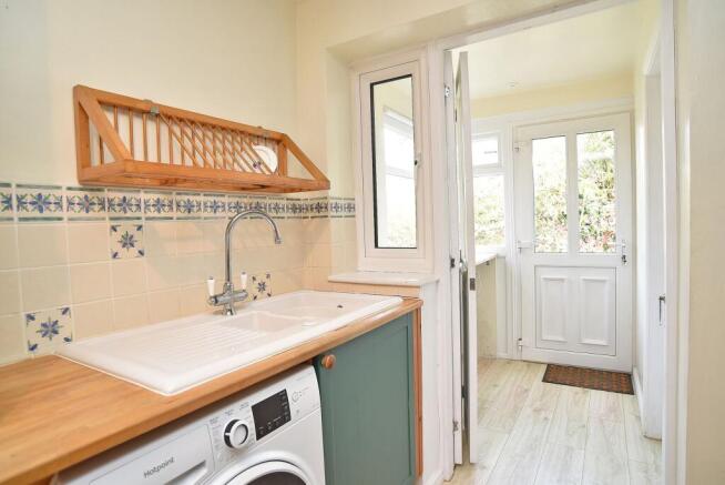 3 bed Semi-Detached for sale Image 11