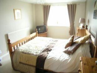 BEDROOM 1 FRONT