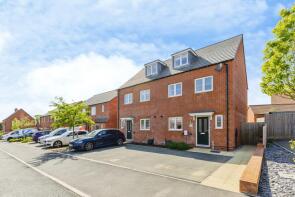 4, Alder Drive, Northampton NN7 4UE