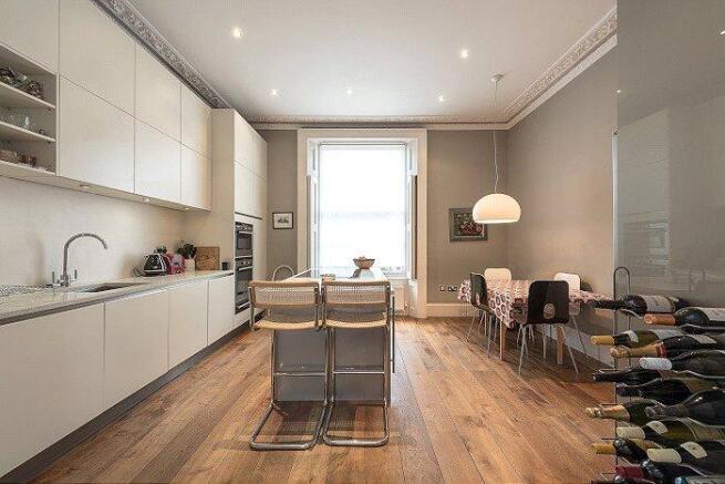 Kitchen/Dining