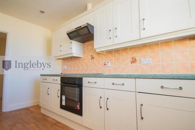 2 bed Apartment for sale Image 6