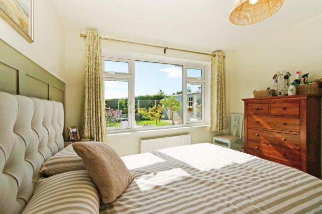 2 bed Semi-Detached Bungalow for sale Image 10