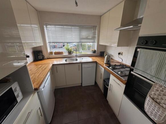Gordon Close, Leek photo 4