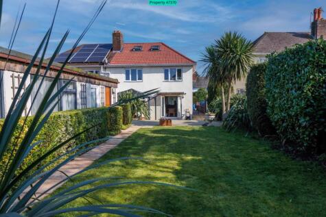 60 Kimmeridge Avenue, Poole, BH12