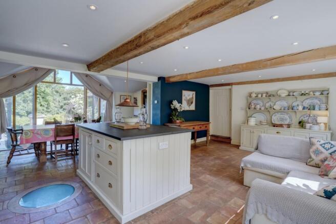 Kitchen/ Breakfast