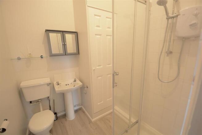 1 bed Apartment to rent Image 4