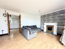 176, Northbrooks, Harlow CM19 4DQ