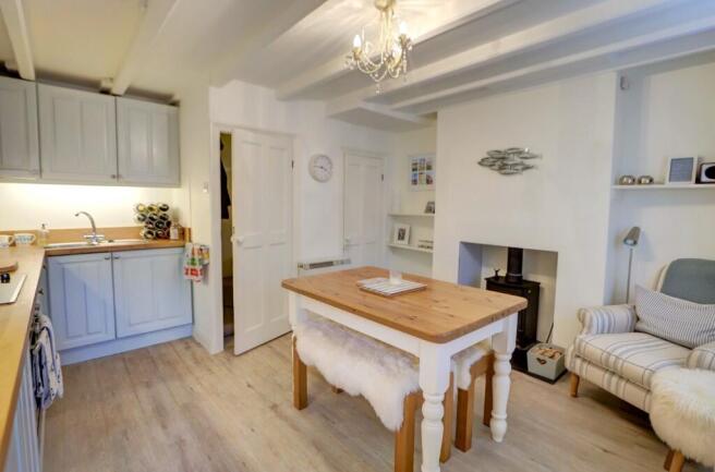 2 bed Cottage for sale Image 4