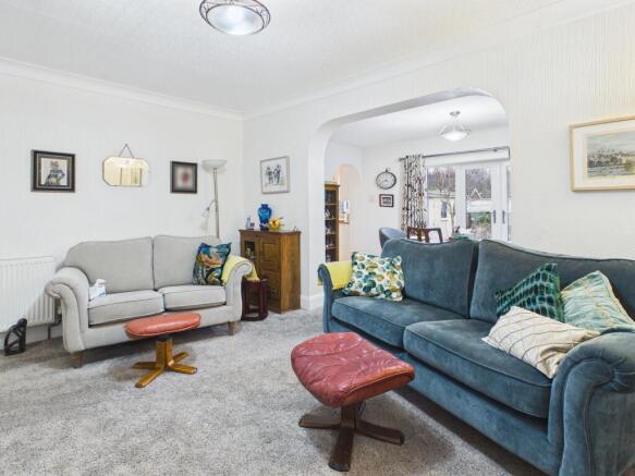 Lounge/Sitting Area