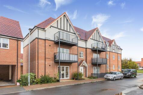Plover Crescent, Harlow