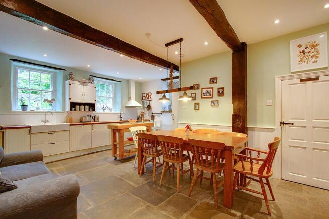 Dining kitchen
