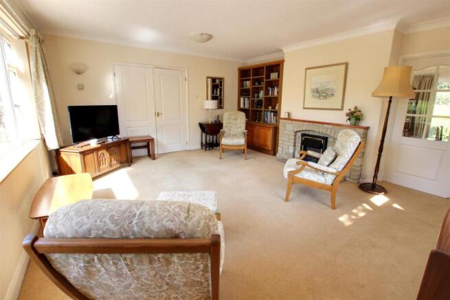 3 bed Detached for sale Image 4