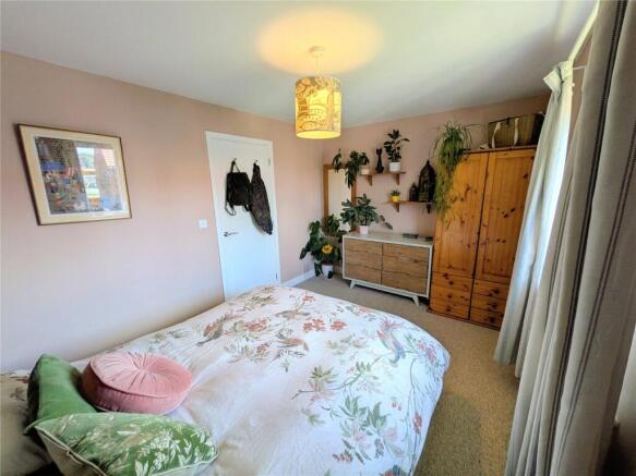2 bed Semi-Detached for sale Image 10
