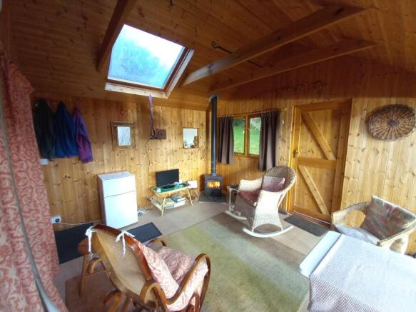 GARDEN ROOM 