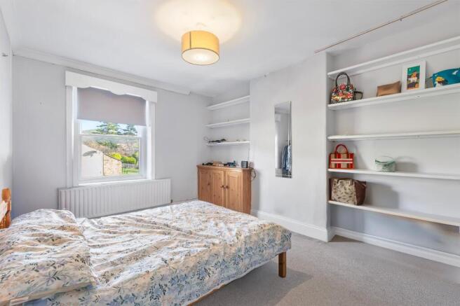 3 bed Semi-Detached for sale Image 4