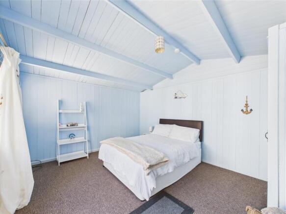 2 bed Detached for sale Image 6