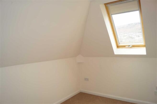 BEDROOM 5 ( EN SUITE)
