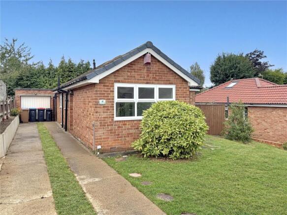 2 bed Bungalow for sale Image 2