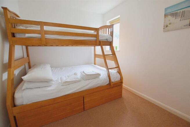 bed 2.JPG