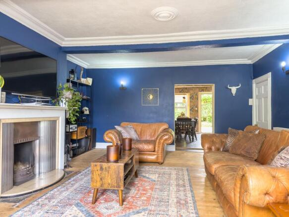 4 bed Terraced for sale Image 10