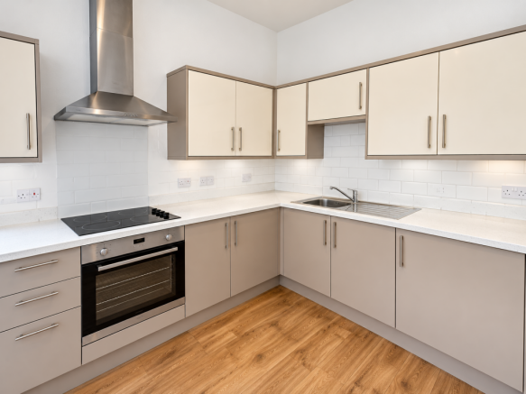 FITTED KITCHEN