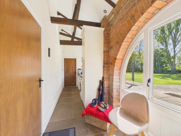 4 bed Detached Bungalow for sale Image 9