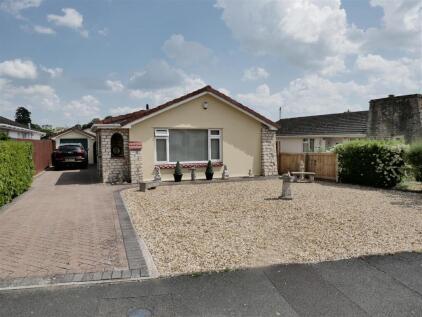 Oldbury Way, Curzon Park, Calne