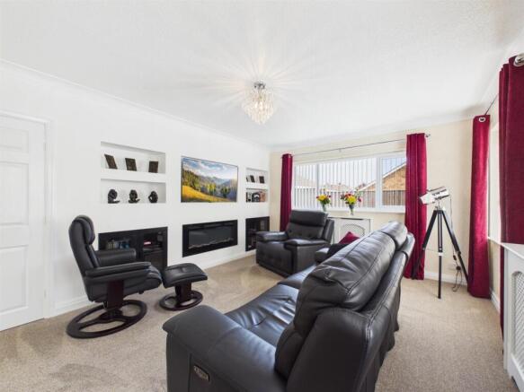 Lounge: