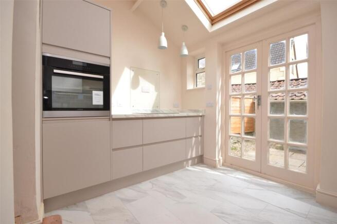 Kitchen (2)