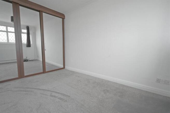 3 bed Semi-Detached for sale Image 10