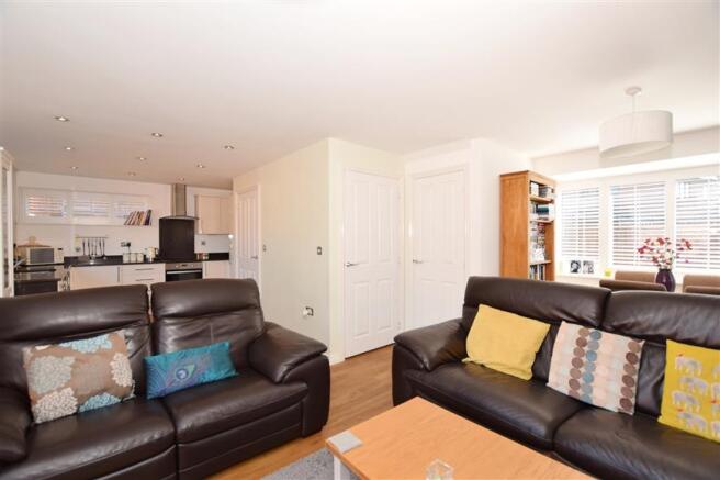 Kitchen/Lounge