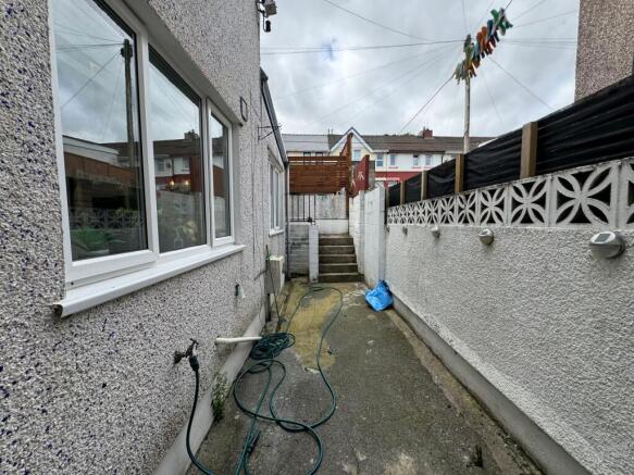 Photo 30