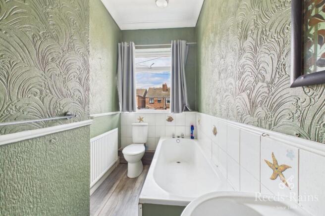 2 bed Terraced to rent Image 7